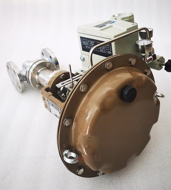 ����r���{(di��o)��(ji��)�y